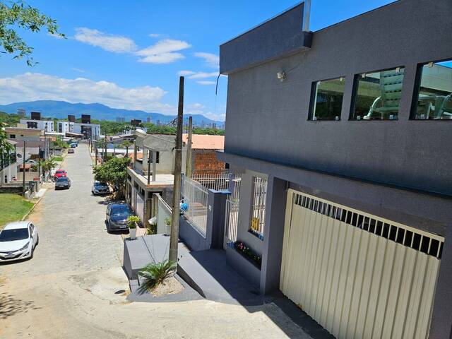 #20 - Casa para Venda em Porto Belo - SC - 1